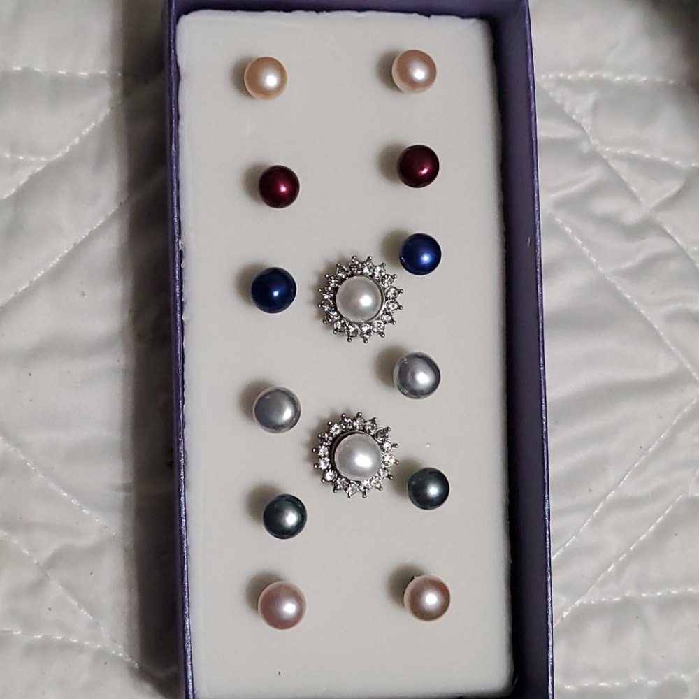 Multi color set of 7 Freshwater pearl earrings